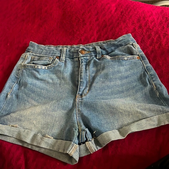 Pants - Size 7 shorts